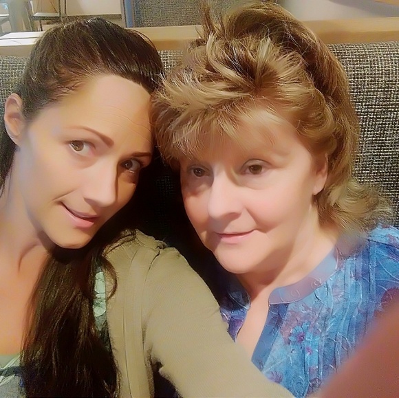 I’m Jeni, I’m back as of 1/23/24 I’m sorry for my absence, I let everyone down - Picture 2 of 2